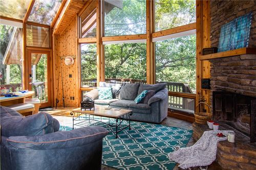 21337 Black Oak Dr, Garfield, AR, 72732-9724 | Card Image