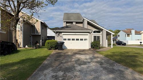 913 Lord Dunmore Dr, Virginia Beach, VA, 23464-5412 | Card Image