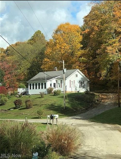 23015 Township Road 420, Coshocton, OH, 43812-9749 | Card Image