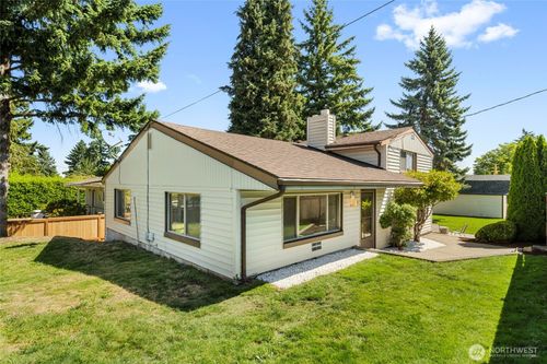 922 Sw 160th St, Burien, WA, 98166-2954 | Card Image