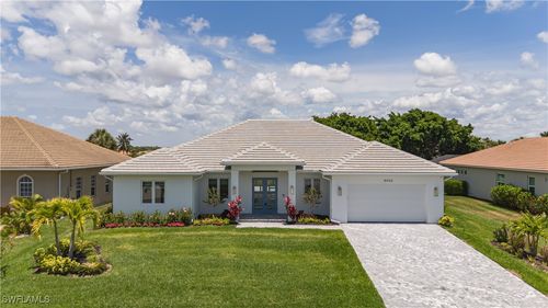 18450 Royal Hammock Blvd, NAPLES, FL, 34114-8946 | Card Image