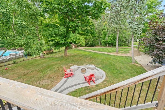 233 Dock Rd, House other with 3 bedrooms, 3 bathrooms and 5 parking in Barrie ON | Image 4