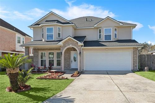 8 Lake Lynn Dr, Harvey, LA, 70058-5272 | Card Image