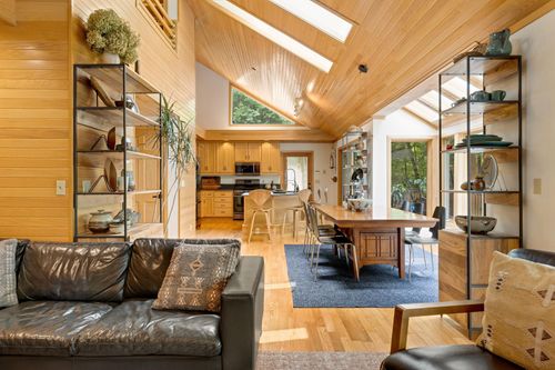 25633 E Comfort Dr, Chisago City, MN, 55013-7476 | Card Image