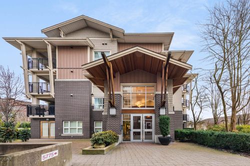 211-5775 Irmin St, Burnaby, BC, V5J0C3 | Card Image