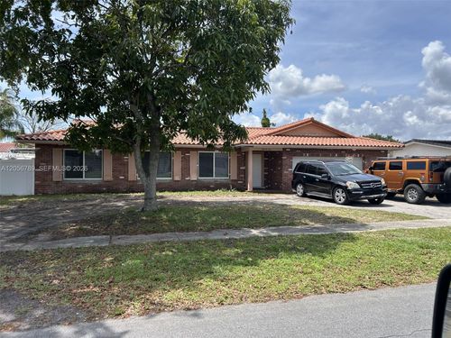5240 Sw 10th Ct, Plantation, FL, 33317-4730 | Card Image