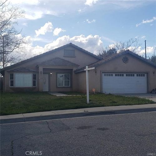 839 N Allen St, Banning, CA, 92220 | Card Image