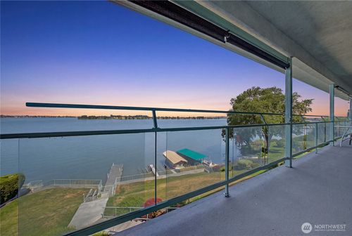 5-2600 W Marina Dr, Moses Lake, WA, 98837-2990 | Card Image