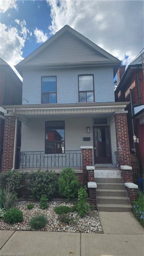 85 Oxford St, Hamilton, ON, L8R2W9 | Card Image