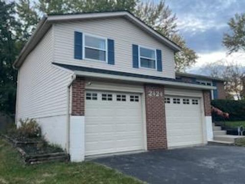2424 Windsor Village Dr, Miamisburg, OH, 45342-5203 | Card Image