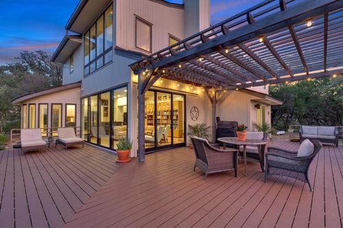 100 Derby Dr, Spicewood, TX, 78669-3148 | Card Image