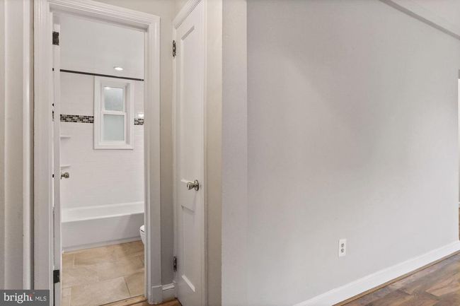 APT-1 - 1410 N Quinn St, Condo with 2 bedrooms, 1 bathrooms and null parking in ARLINGTON VA | Image 12