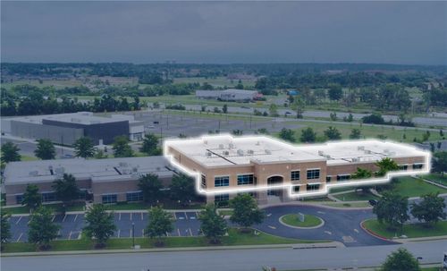 ste-100-3605 W Southern Hills Blvd, Rogers, AR, 72758-8267 | Card Image