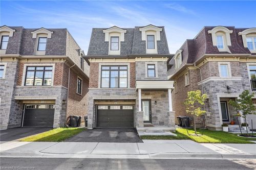 2122 Royal Gala Cir, Mississauga, ON, L4Y0H2 | Card Image