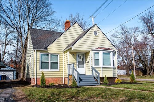15921 Cloverside Ave, Cleveland, OH, 44128-2109 | Card Image