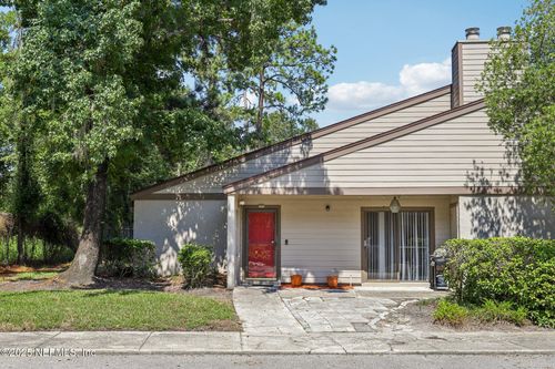 1124-8300 Plaza Gate Ln, Jacksonville, FL, 32217-4497 | Card Image