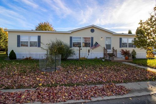 2067 Winchester Way, North Mankato, MN, 56003-4417 | Card Image