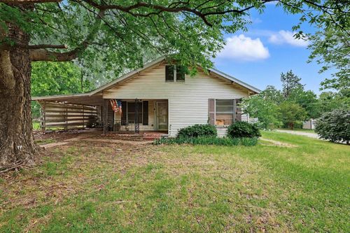 531 E Day St, Denison, TX, 75021-4813 | Card Image