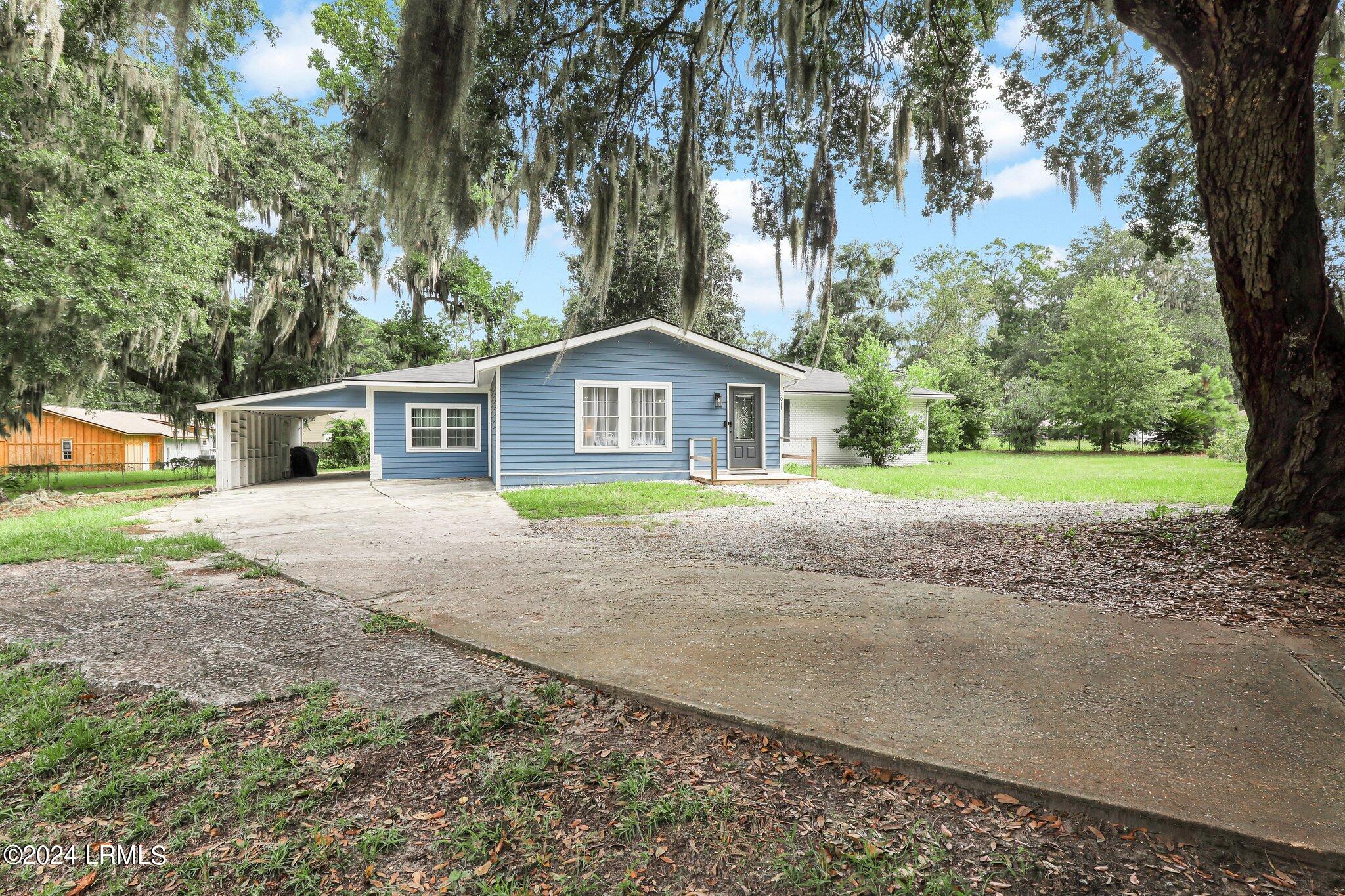 Cypress St, Beaufort, SC 29906