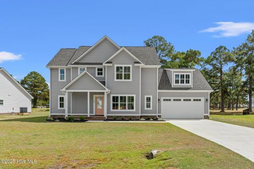 404 Mulligan Ln, Jacksonville, NC, 28540-5081 | Card Image