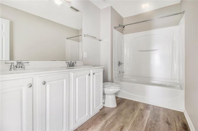 4319 Alysheba Dr, House other with 5 bedrooms, 3 bathrooms and null parking in Fairburn GA | Image 14