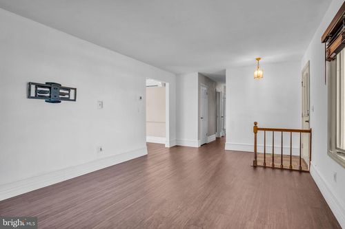 12 Mark Cir, CARLISLE, PA, 17013-8468 | Card Image