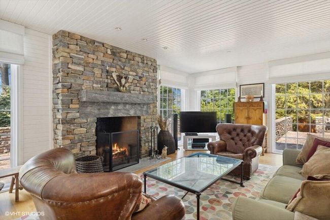 15360 Lakeshore Rd, House other with 3 bedrooms, 8 bathrooms and null parking in Lakeside MI | Image 14