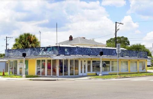 1601 5th Ave N, St Petersburg, FL, 33713-7105 | Card Image