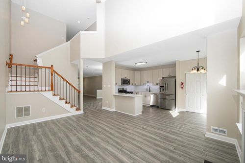 108 Weaver Dr, MARLTON, NJ, 08053-5589 | Card Image