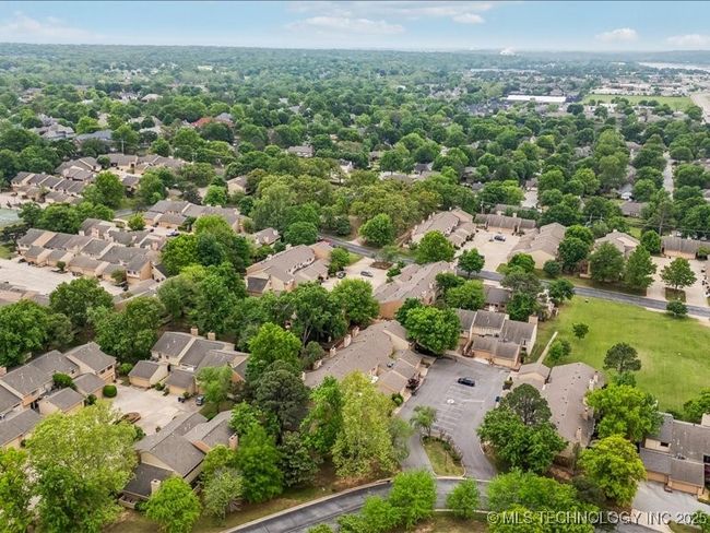 16 - 2832 84 Th St, Condo with 3 bedrooms, 2 bathrooms and null parking in Tulsa OK | Image 35