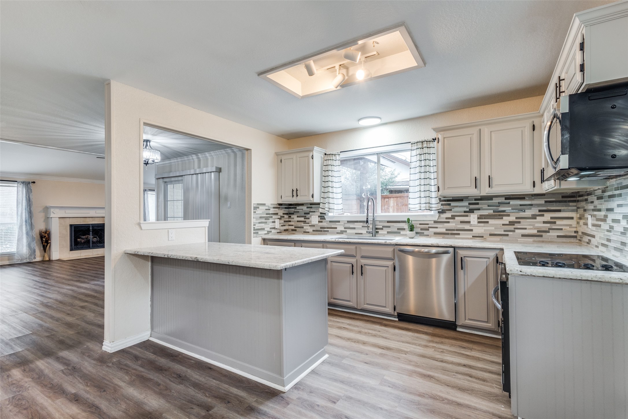 Residential Lease in Lewisville