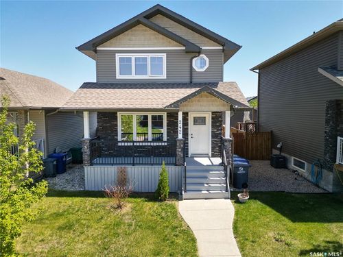 242 Geary Cres, Saskatoon, SK, S7R0E6 | Card Image