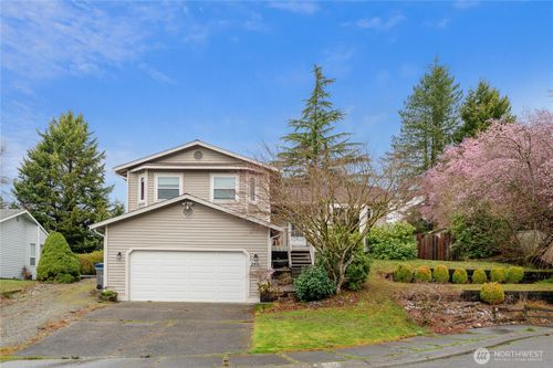 2401 185th Place Se, Bothell, WA, 98012 | Card Image