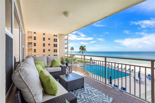 unit-304n-603 Longboat Club Rd, LONGBOAT KEY, FL, 34228-4839 | Card Image