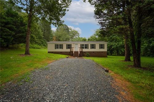 234 Jerome Simon Pl, Lexington, NC, 27295-1415 | Card Image