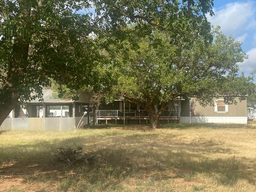 107 N Lary Rd, Brownfield, TX, 79316-4862 | Card Image