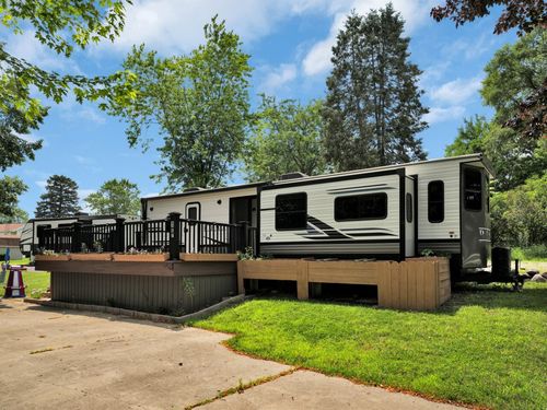 4945 County Road D, ELKHORN, WI, 53121 | Card Image
