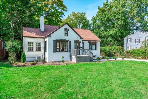 6430 Olde York Road, Parma Heights, OH, 44130 | Card Image