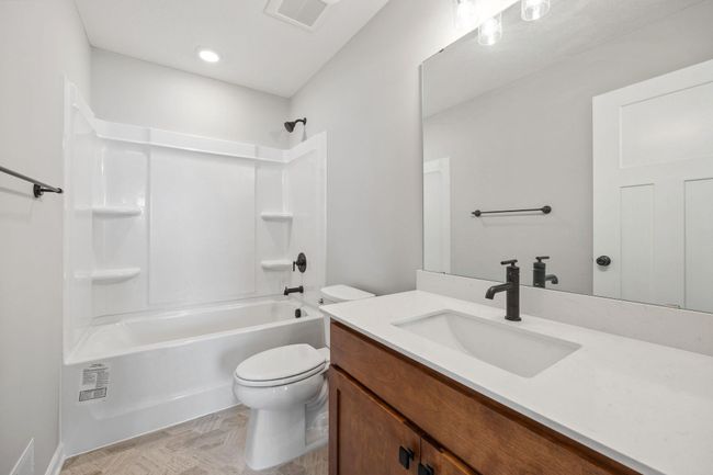 Shared upper bath | Image 24