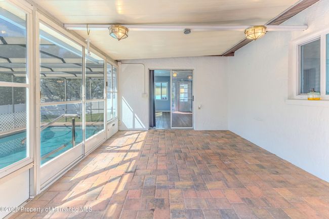 Paved Florida Room | Image 31