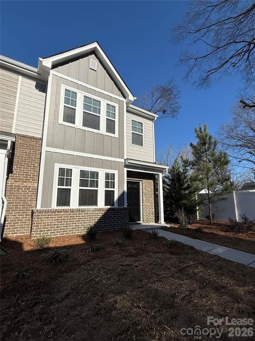 1111 Bartholdi Dr, Gastonia, NC, 28054-4687 | Card Image