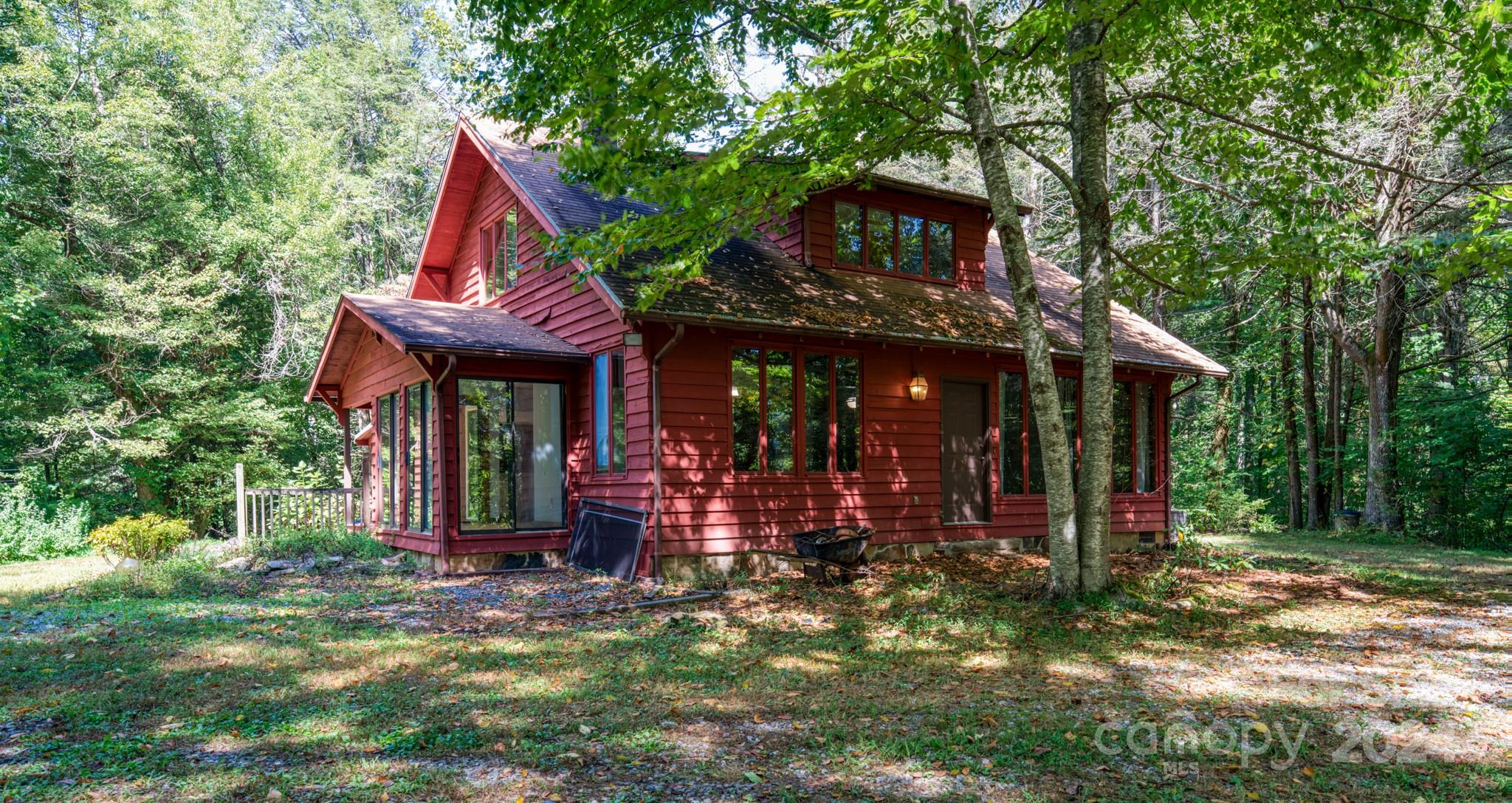 Beddingfield Dr, Zirconia, NC 28790