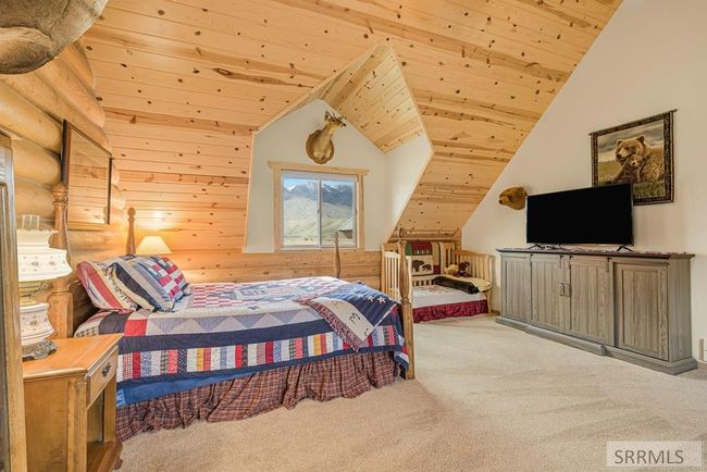 4550 N Us Highway 93, House other with 3 bedrooms, 3 bathrooms and 3 parking in Mackay ID | Image 47