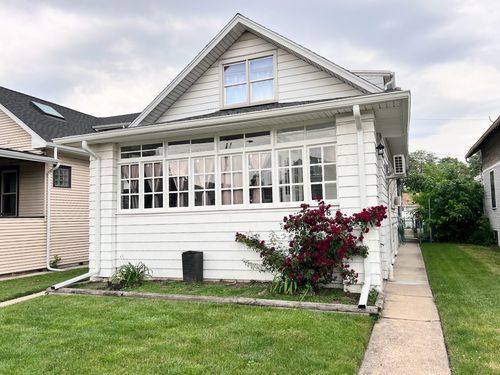 gr-5628 W Eastwood Ave, CHICAGO, IL, 60630-3308 | Card Image
