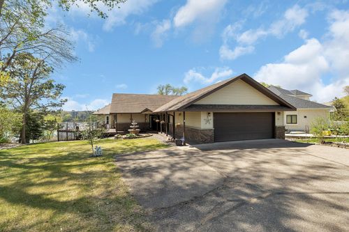 22 13th St S, Sauk Rapids, MN, 56379-1065 | Card Image