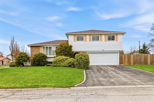 2 Callen Crt, Ajax, ON, L1S3B1 | Card Image