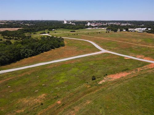 0 S 4th St, Perry, OK, 73077 | Card Image