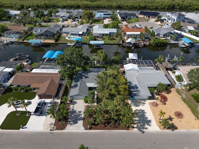 911 Sago Palm Way, House other with 3 bedrooms, 2 bathrooms and null parking in APOLLO BEACH FL | Image 23