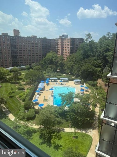 1022e-4201 Cathedral Ave Nw, WASHINGTON, DC, 20016-4907 | Card Image