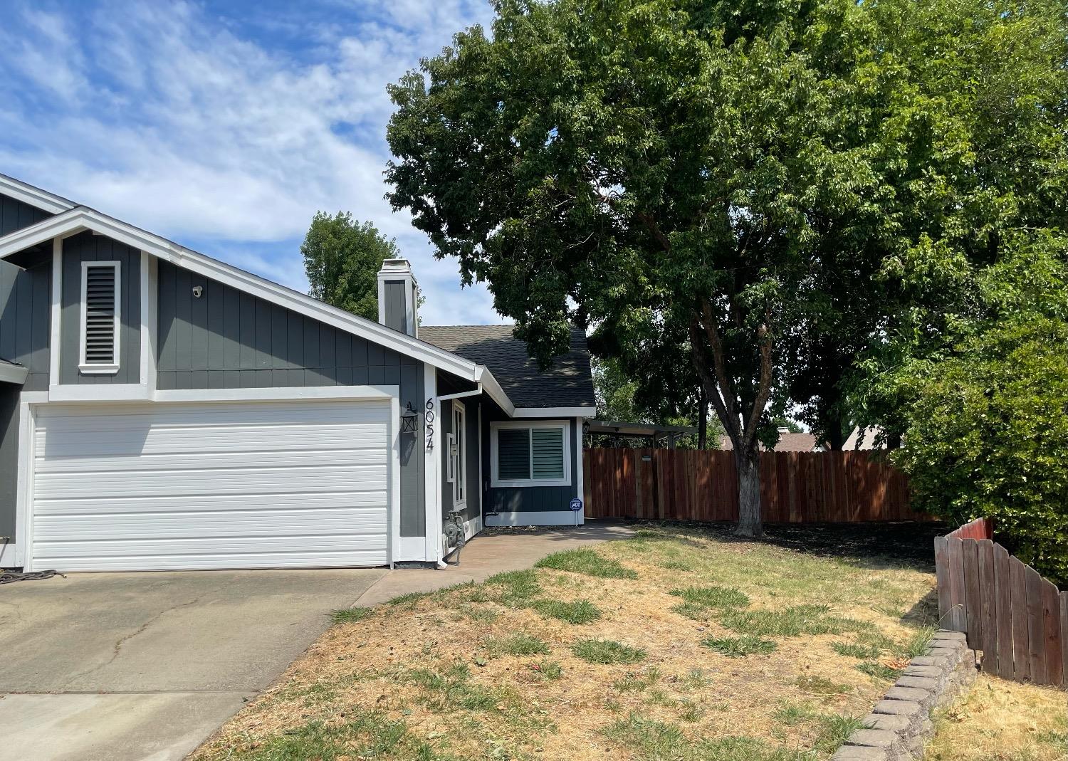Peoria Dr, Citrus Heights, CA 95621